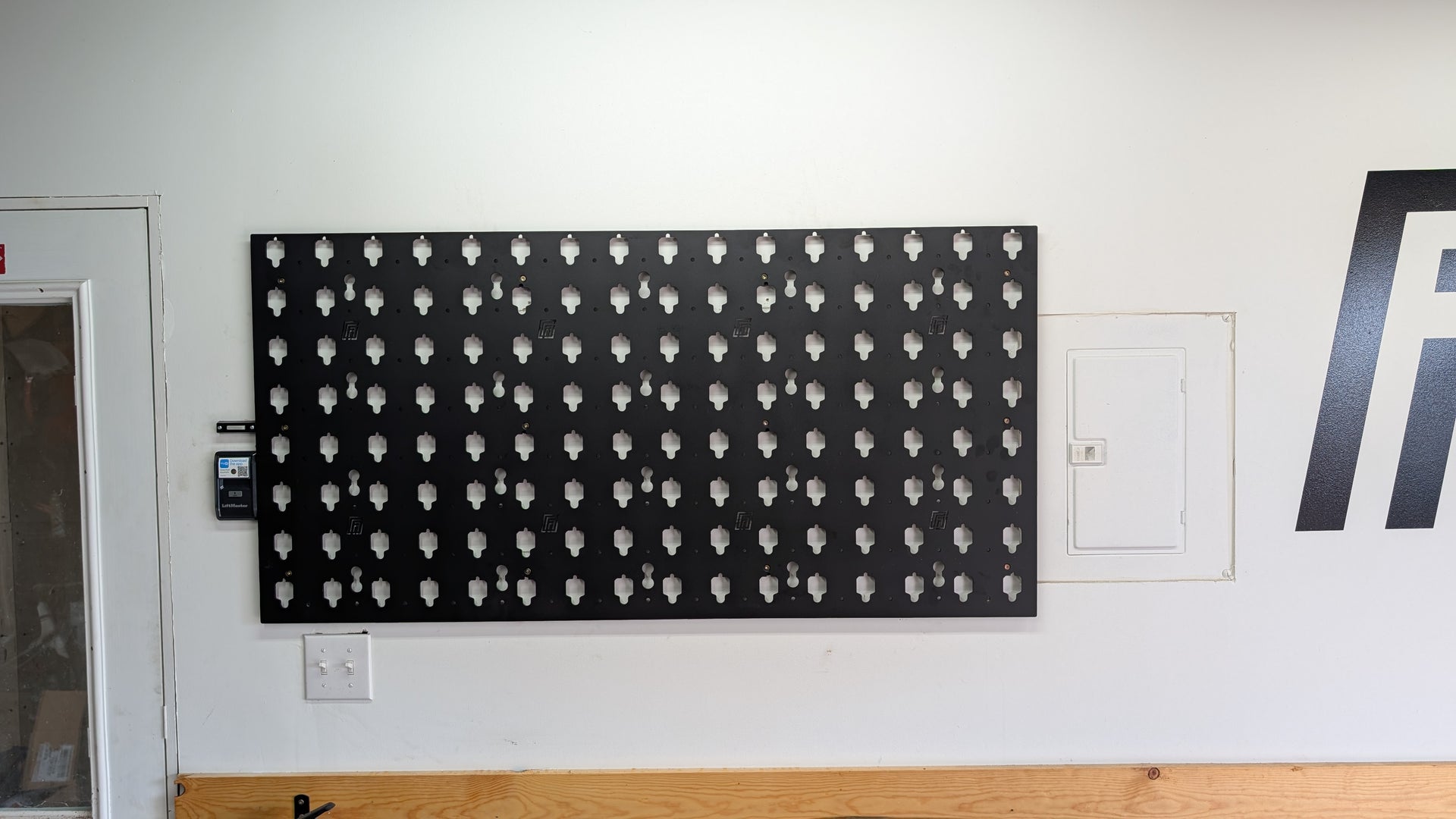 MOBUL Wall Panel 2x4